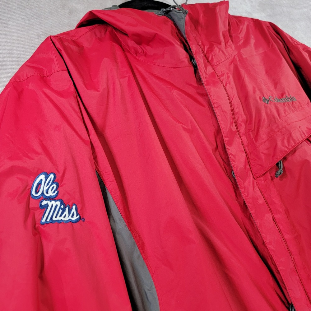 Columbia Ole Miss Rebels Omni-Tech Rain Jacket Mens Medium Red Grey RM2135